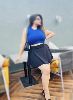 Reva for Real Meet and Cam Show, - puta in Hyderabad Photo 3 of 3