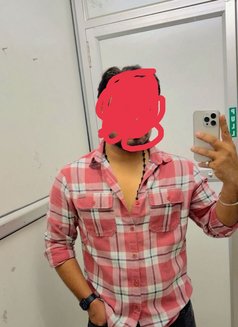 Rex - Male escort in Bangalore Photo 1 of 1