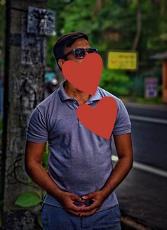 Rex - Male escort in Galle Photo 3 of 4