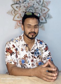 Rex - Male escort in Galle Photo 4 of 4