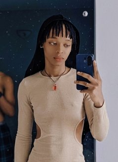 Rexha - Transsexual escort in Nairobi Photo 2 of 3