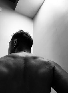 Rexz - Acompañantes masculino in Mumbai Photo 1 of 4