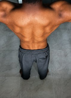 Rexz - Acompañantes masculino in Mumbai Photo 3 of 4