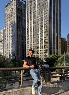 Rey - Acompañantes masculino in İstanbul Photo 4 of 10