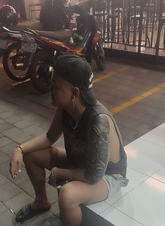 Rey Smith - Male escort in Bali Photo 2 of 3