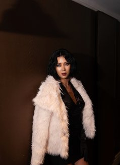 Reya - escort in Bangkok Photo 6 of 11