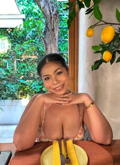 REYA - meet for real PASSION - escort in Bangkok Photo 7 of 15