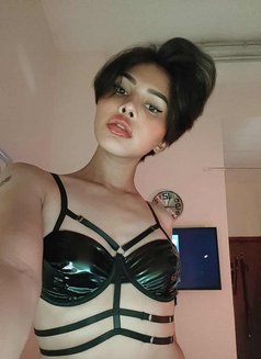 Reyan - Transsexual escort in Dubai Photo 4 of 5