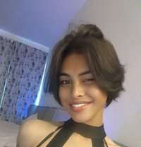 Reyan - Transsexual escort in Dubai Photo 5 of 11