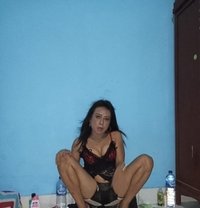Reyna Bomsex - Masajista in Bali