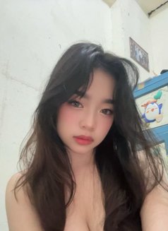 REYNA HOT GIRL - puta in Jakarta Photo 7 of 7