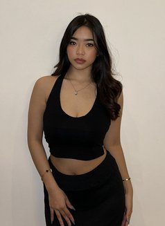 REYNA HOT GIRL - puta in Jakarta Photo 6 of 9