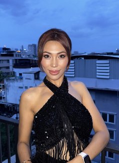 Reyna - escort in Bangkok Photo 4 of 4