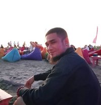 Reza Top - Male escort in Bali