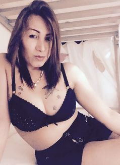 Hottest rezmons is now available - Transsexual escort in Abu Dhabi Photo 2 of 12