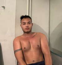 Rfabian - Acompañantes masculino in Jakarta Photo 3 of 11