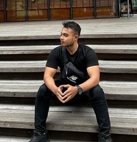 Rfabian - Male escort in Jakarta