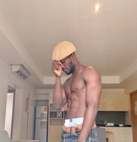 Rhadikal - Male escort in Accra