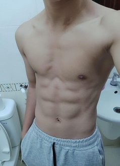 Rhasan - Male escort in Muscat Photo 2 of 2