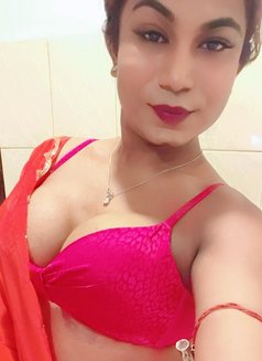 Rhea Malhotra _REAL Fuck_Shemale - Acompañantes transexual in Vadodara Photo 28 of 28