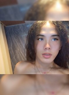 Rheasy - Acompañantes transexual in Quezon Photo 8 of 8