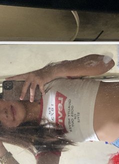 Rhian Angel - puta in Makati City Photo 4 of 4