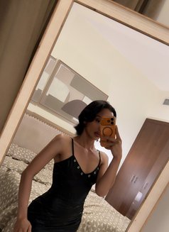 Rhian - Transsexual escort in Dubai Photo 27 of 30