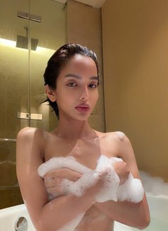 Rhian - Acompañantes transexual in Dubai Photo 1 of 20