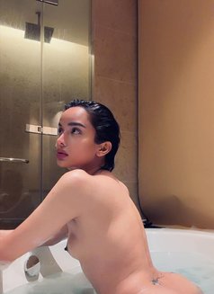Rhian - Acompañantes transexual in Dubai Photo 13 of 20