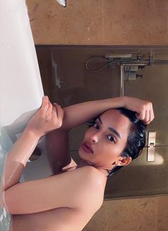 Rhian - Acompañantes transexual in Dubai Photo 14 of 20