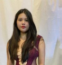 Rhian - puta in Manila