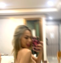 RhianCUMSHOW&MEETUP - Transsexual escort in Manila