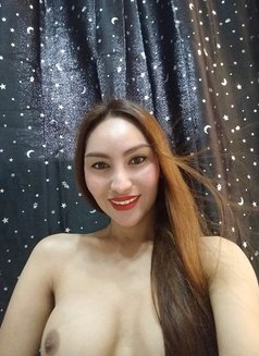 Rhie Ann - Acompañantes transexual in Bangkok Photo 6 of 9