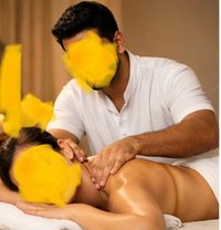Rhine Massager - Male escort in New Delhi