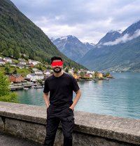 Rhine Massager - Male escort in New Delhi