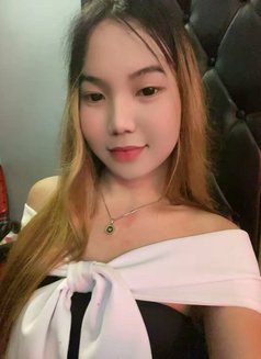 Rhylie Cruz - Transsexual escort in Manila Photo 2 of 2