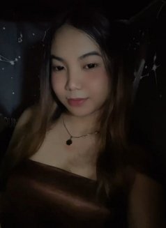 Rhylie Cruz - Transsexual escort in Manila Photo 2 of 4