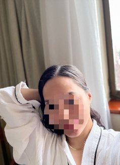 Rhyme Joyce - puta in Dubai Photo 4 of 5