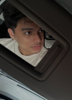 Visiting in HK from ph - Male escort in Hong Kong Photo 7 of 9