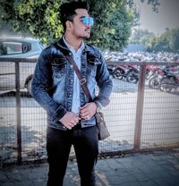 Rhythm - Male escort in New Delhi