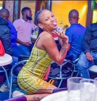 Kapenzi 🟢 Riri Young ❣️ & Tight - escort in Nairobi