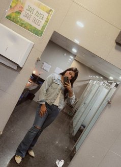 Ria - Transsexual escort in Pune Photo 6 of 9