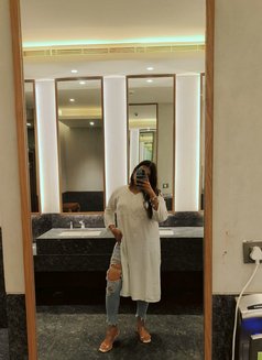 Ria - Transsexual escort in Pune Photo 9 of 9