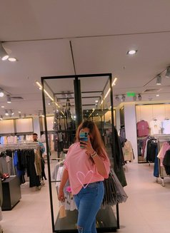 Ria - Transsexual escort in Pune Photo 10 of 12