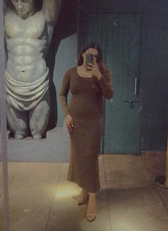 Ria - Transsexual escort in Pune Photo 13 of 14
