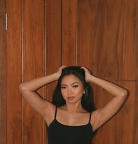 Lora - escort in Hong Kong Photo 1 of 10