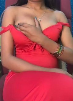 Ria Rai Erotic Girl in Aerocity - escort in New Delhi Photo 1 of 3