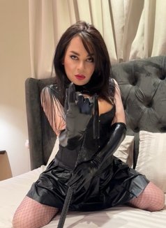 Ria Rich Last Days - Transsexual escort in Riyadh Photo 12 of 12