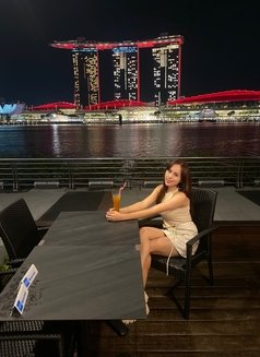 Riana - escort in Singapore Photo 5 of 6