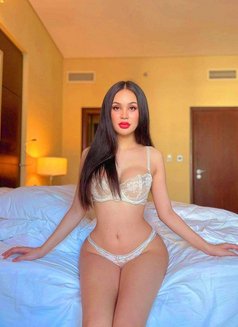 Ribbinbloom - puta in Tokyo Photo 5 of 9